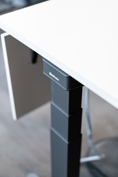 Höhenverstellbarer Arbeitstisch