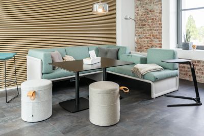 Farbenfrohe Loungekombi