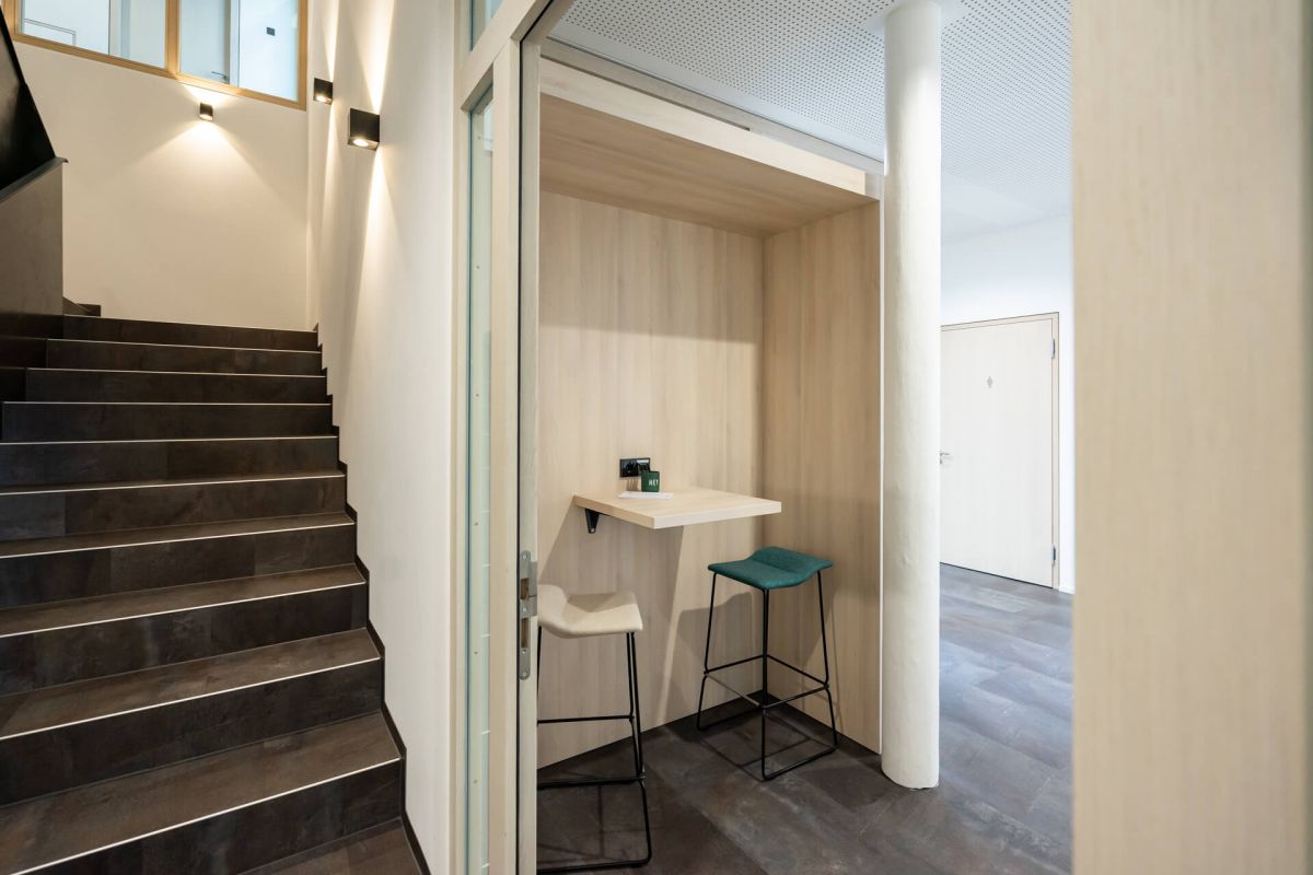 Klein aber fein - Eine perfekt genutzte Nische für ein Meetingpoint