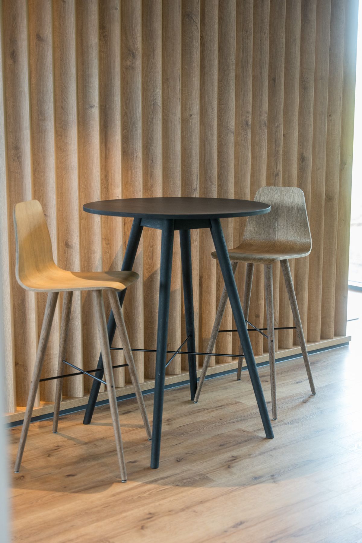 Ein elegantes Arbeitsraumkonzept mit Wohlfühlatmosphäre