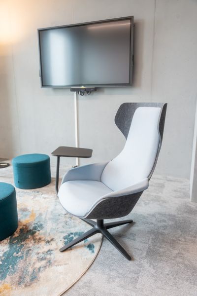 Multifunktionale Arbeitsumgebung mit Wohlfühlcharakter