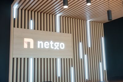 Innovative Decken-und Wandverkleidung