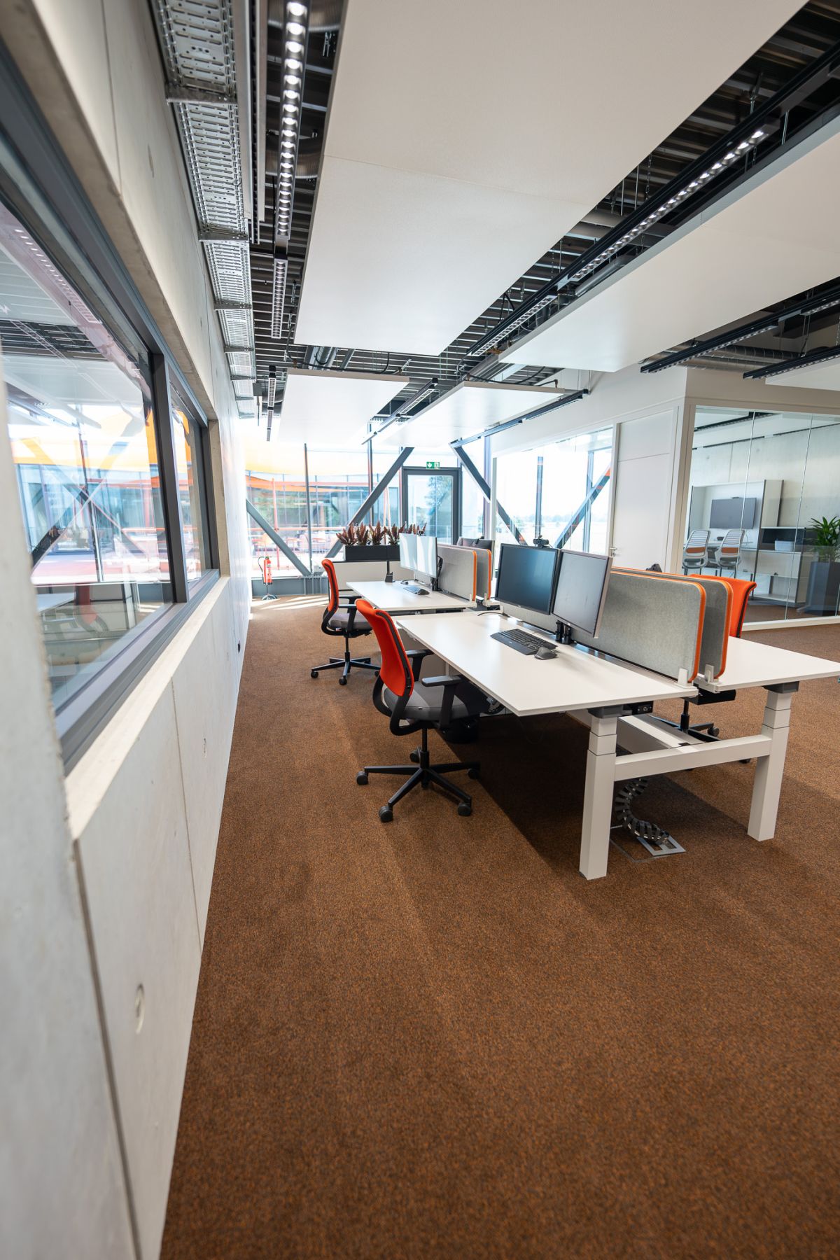 Die neue Arbeitsumgebung bietet funktionale, flexibel und voll ausgestatte Arbeitsplätze